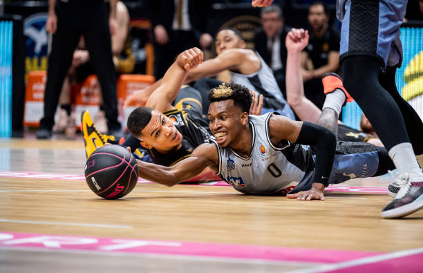 仍在上升阶 仍在上升阶