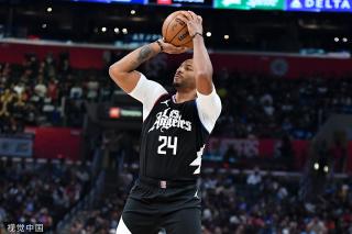 他在英超的 他在英超的